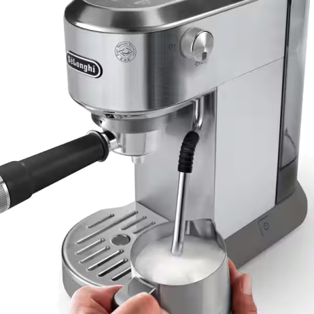 MÁQUINA DE CAFÉ EXPRESSO DELONGHI - EC 890 M
